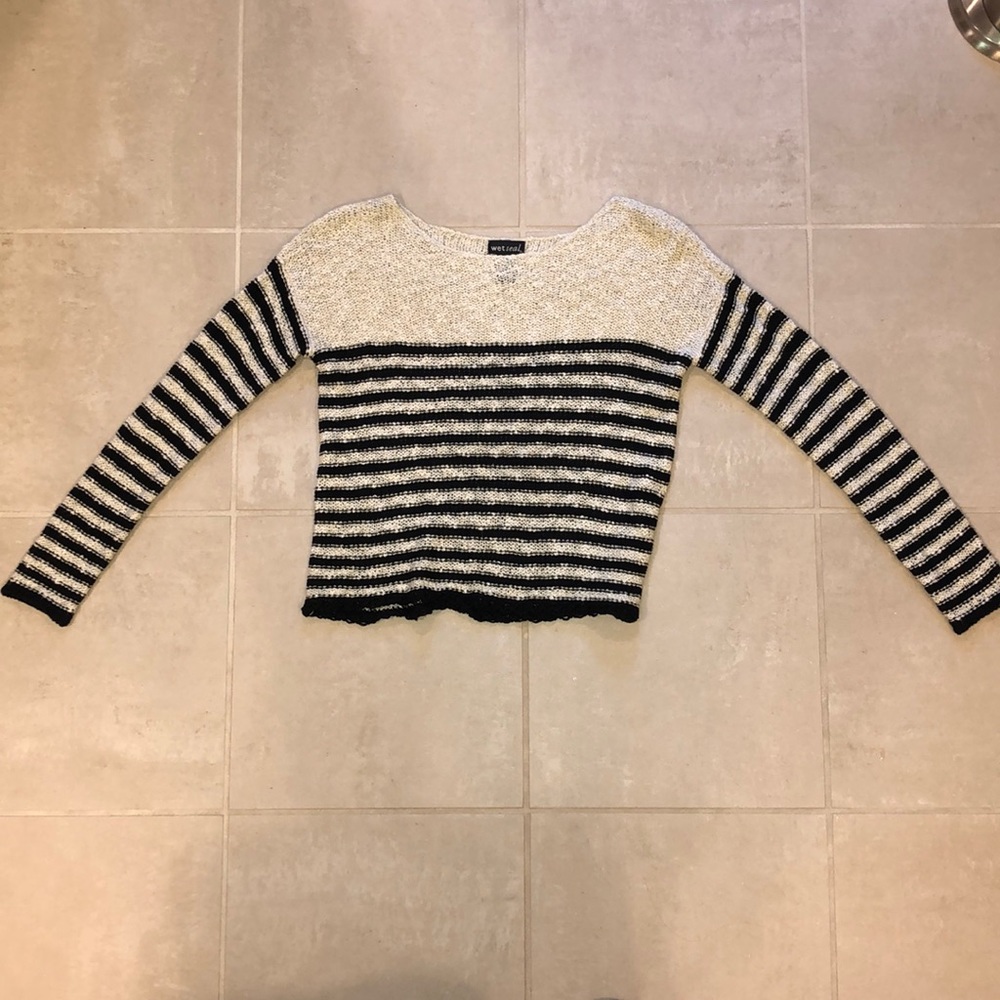 WET SEAL Knit Sweater